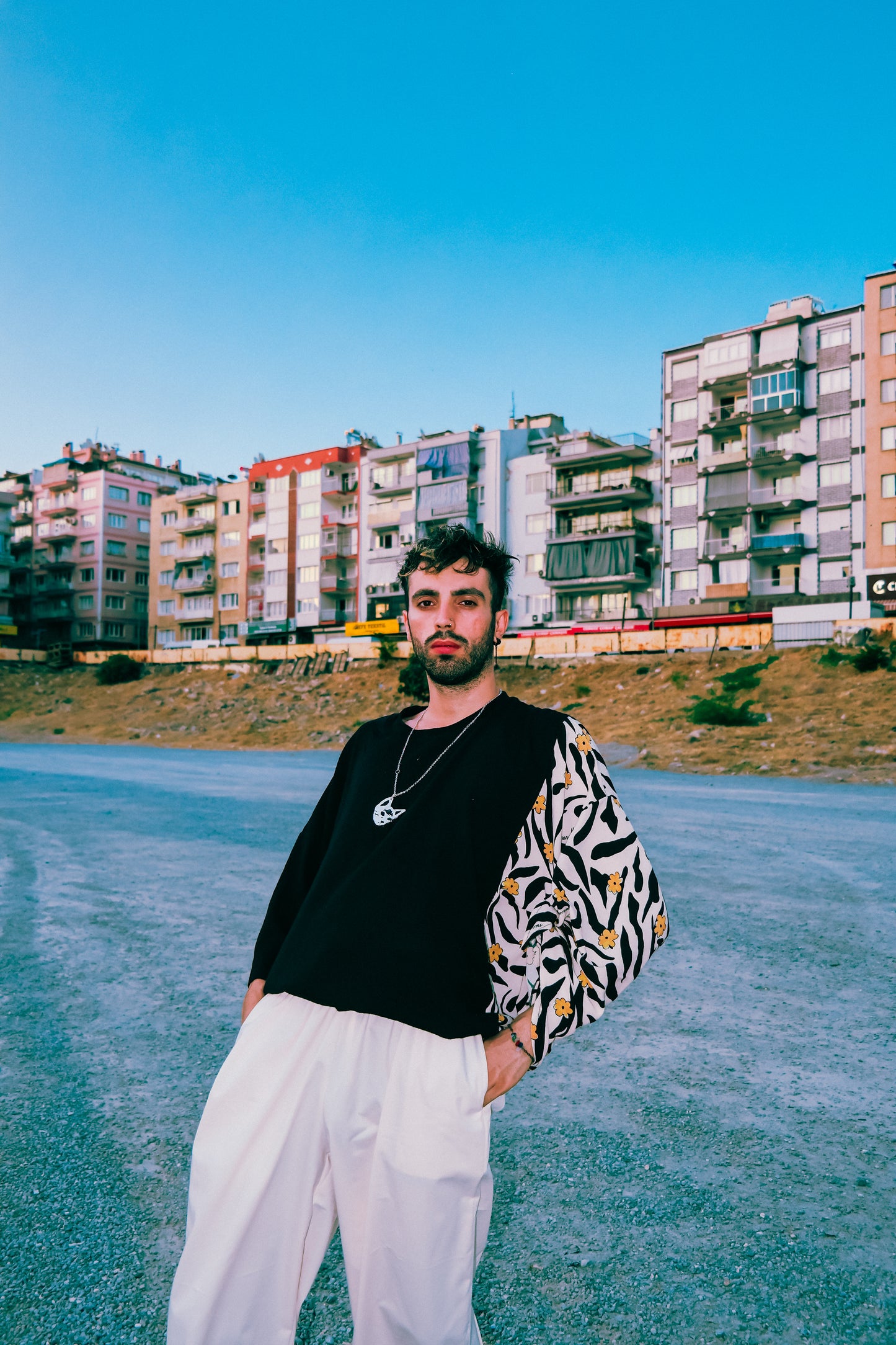 İşlevsel bandana kollu fresh esinti Şile bezi oversize siyah tişört - melongeneCo