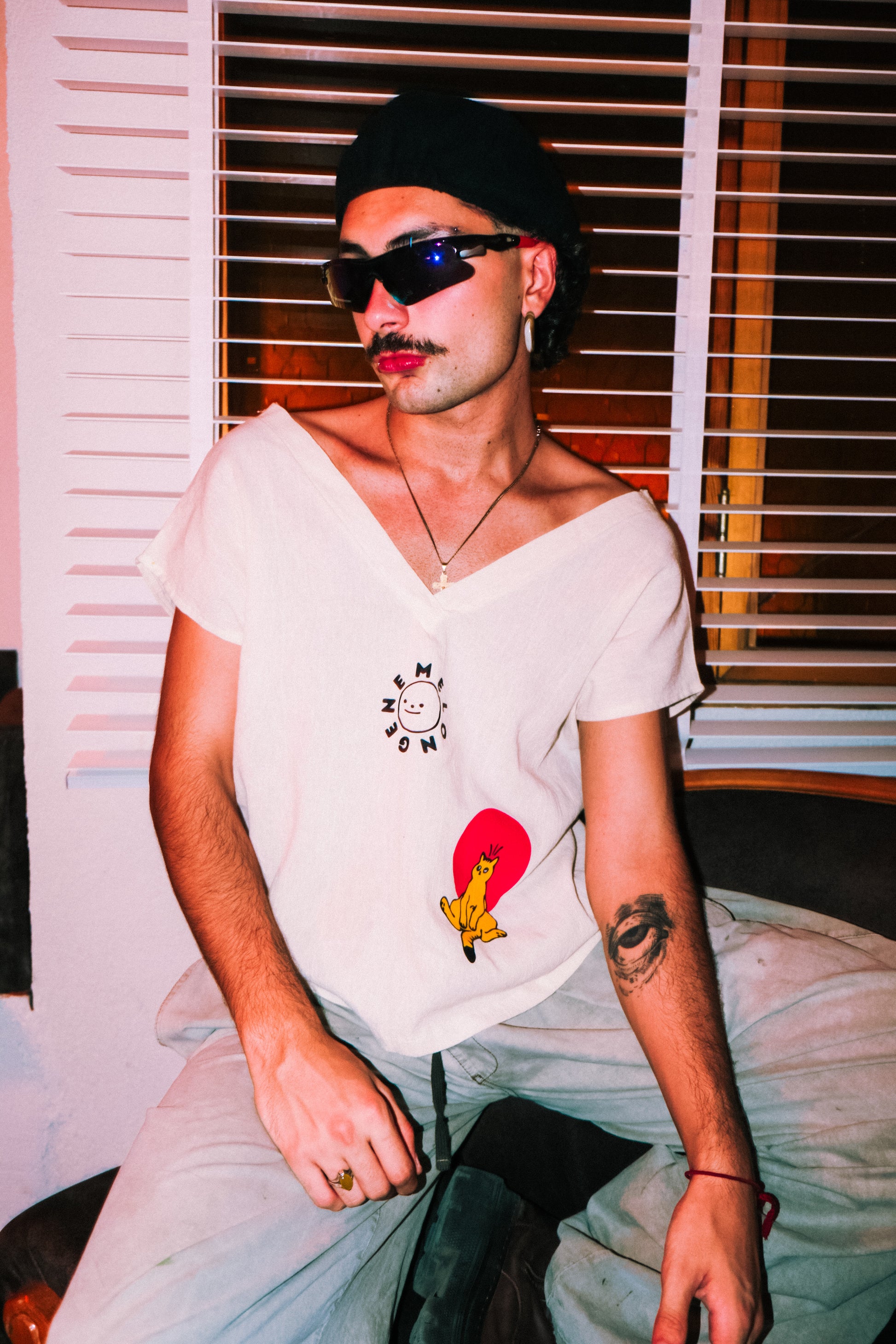 V yaka V sırt Şile bezi midi crop tişört - melongeneCo