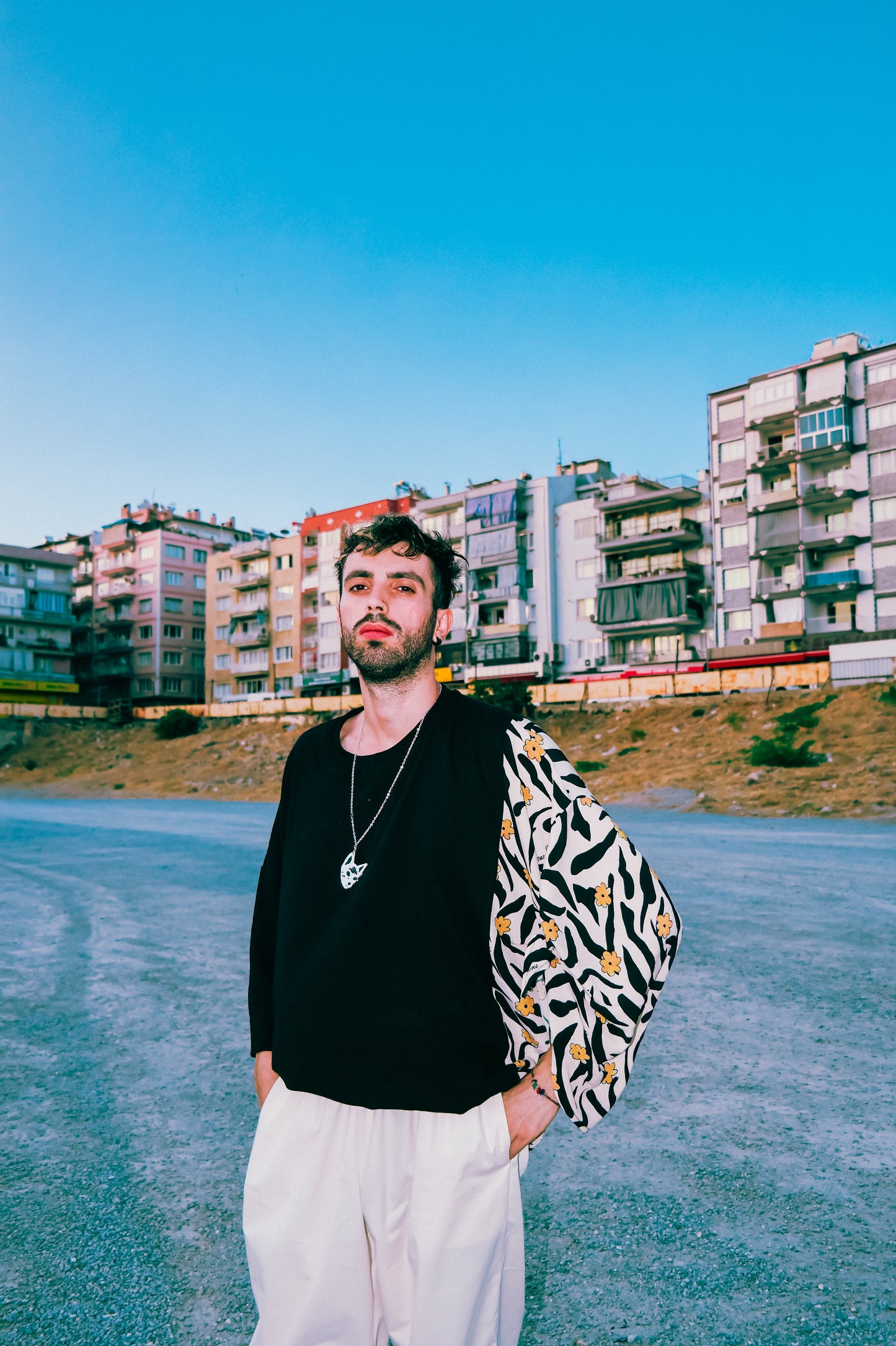 İşlevsel bandana kollu fresh esinti Şile bezi oversize siyah tişört - melongeneCo