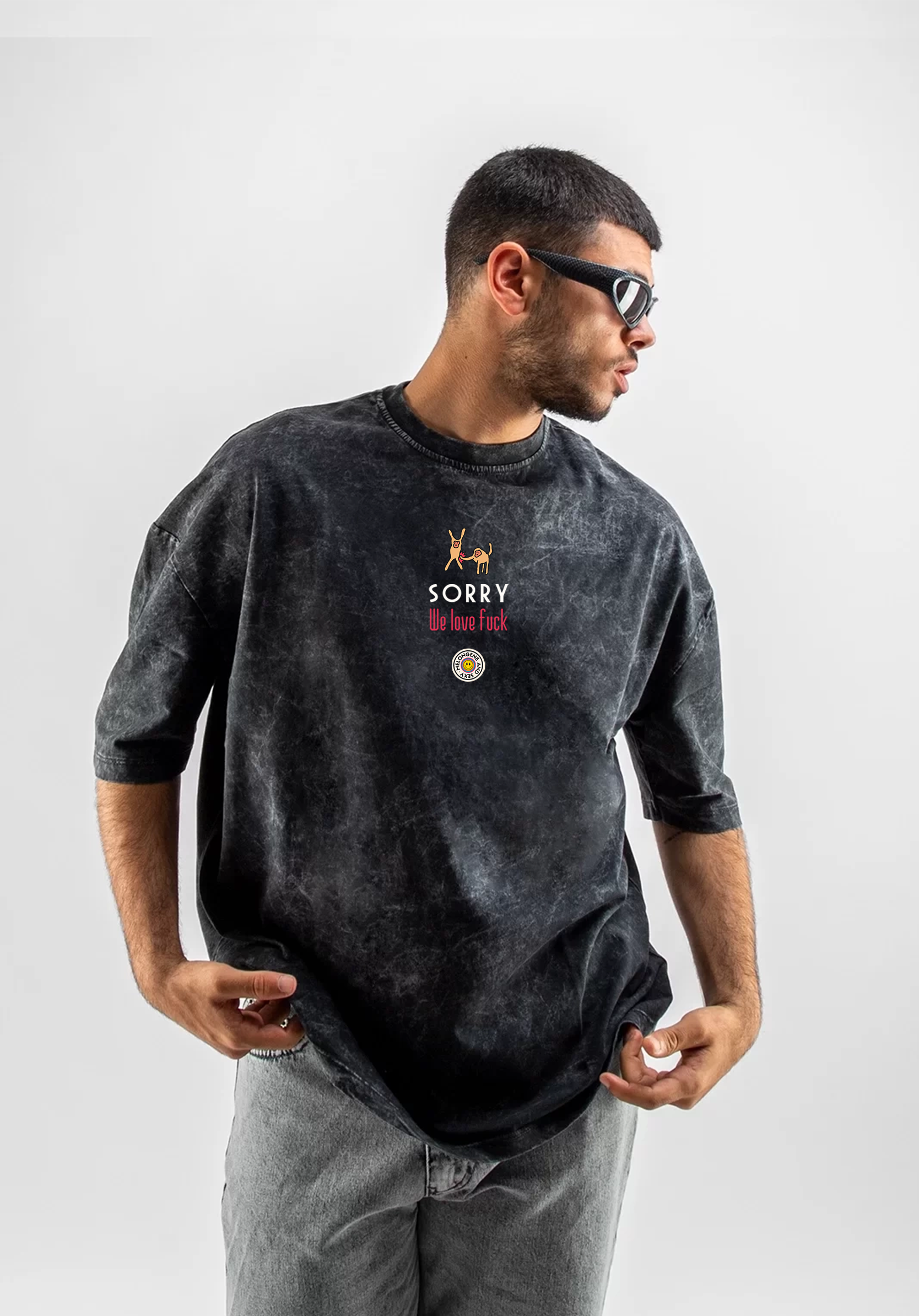 Sorry we love fuck, oversize özel tasarım illüstrasyon acid wash yıkamalı tişört - melongeneCo