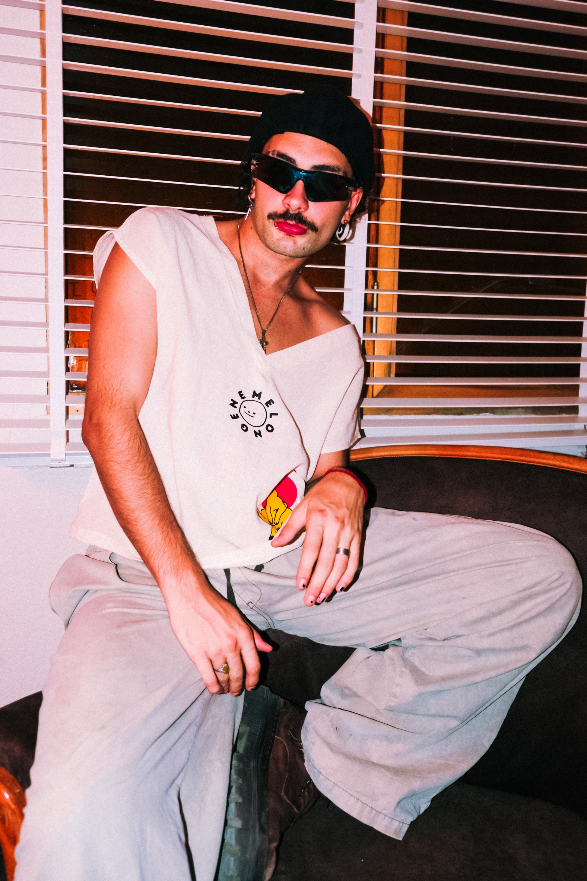 V yaka V sırt Şile bezi midi crop tişört - melongeneCo