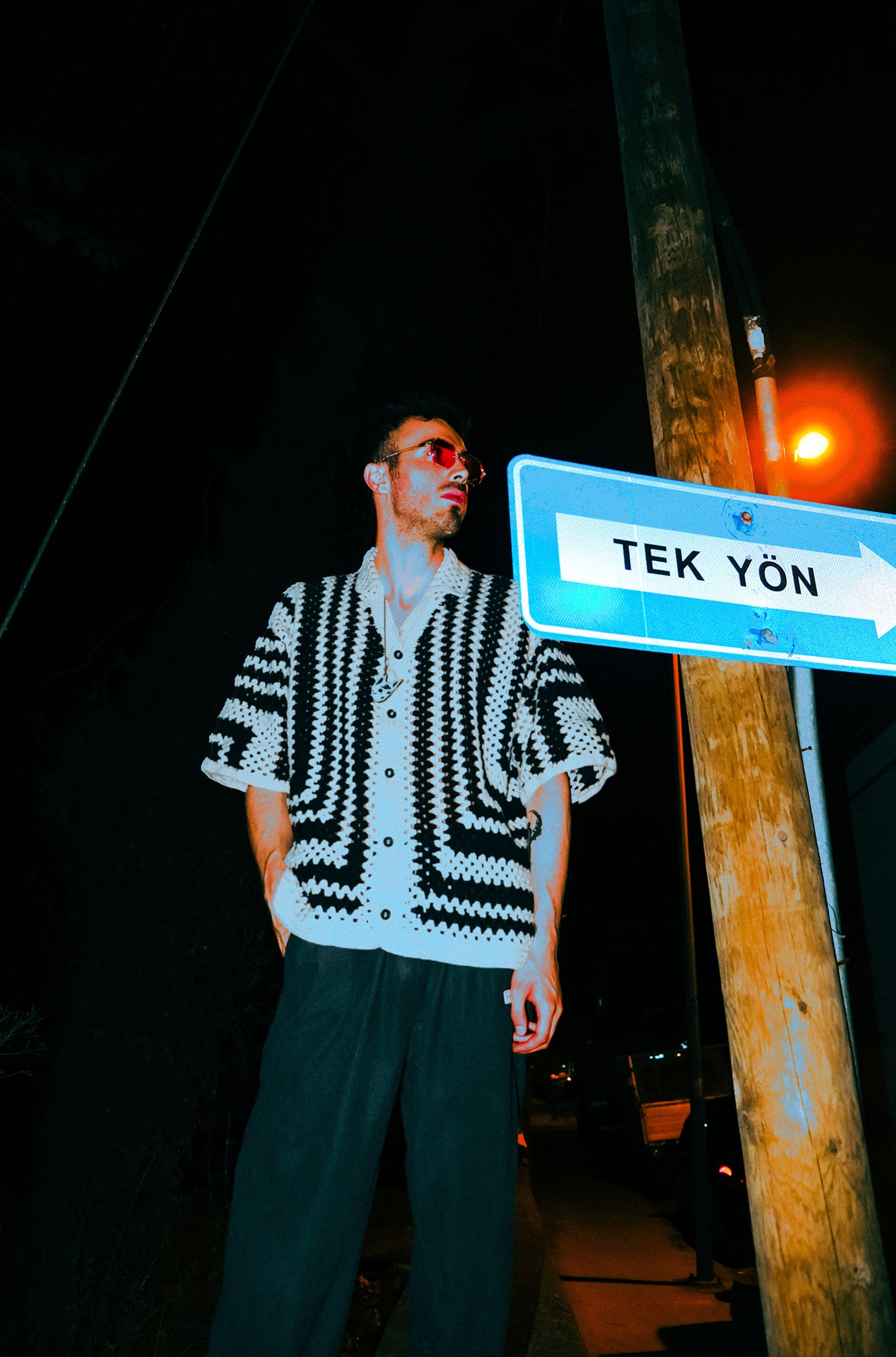 Örgü siyah beyaz gömlek hey - melongeneCo