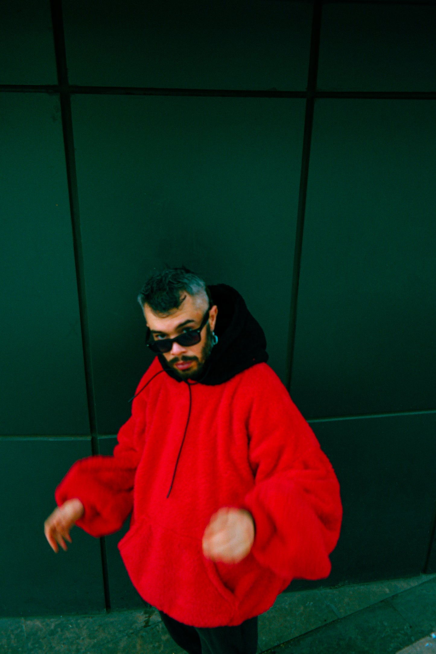 Red & Black welsoft peluş hoodie - melongeneCo