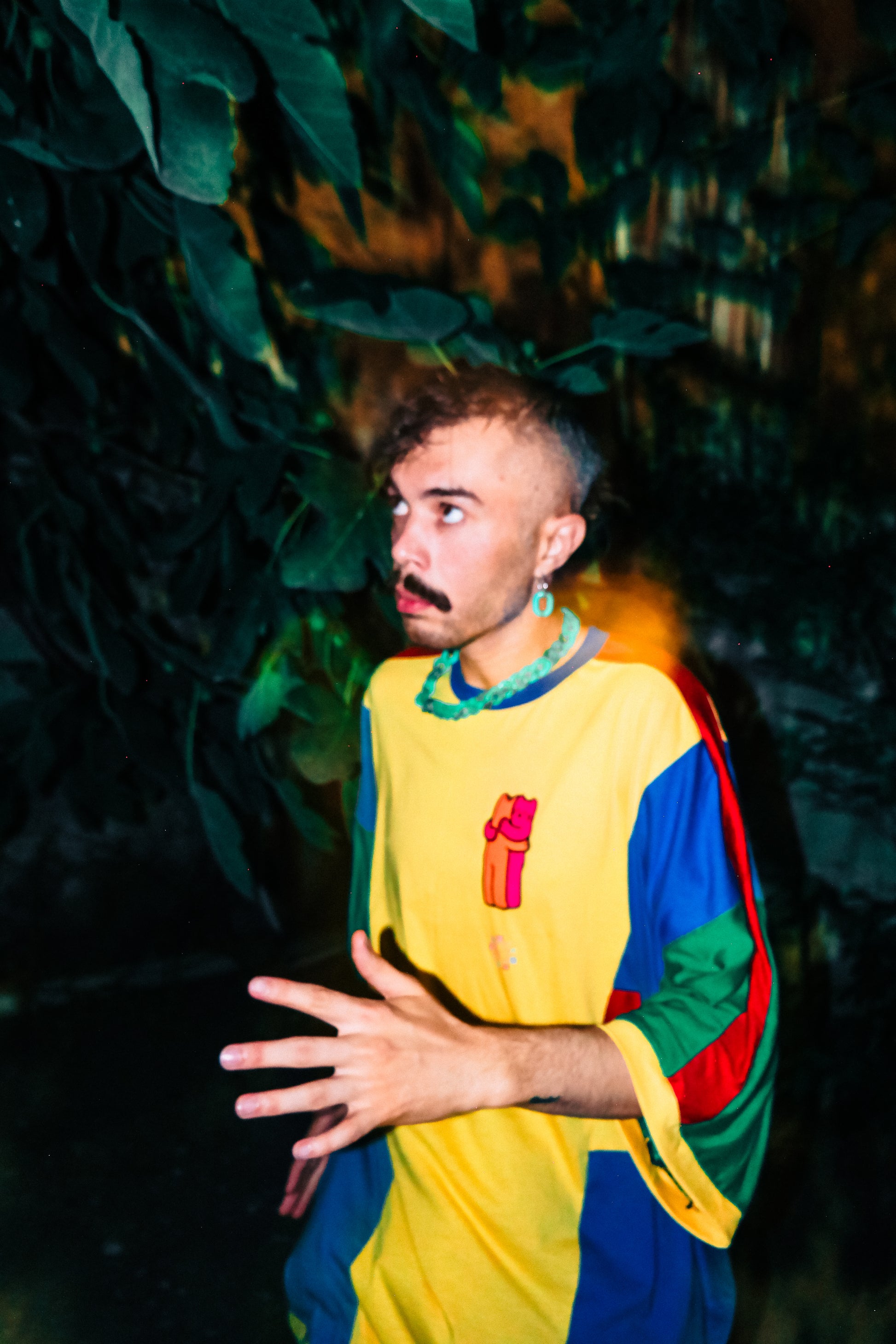 Koşulsuz sarılmayı özledim Oversize çok renkli sarı hugme tişört - melongeneCo