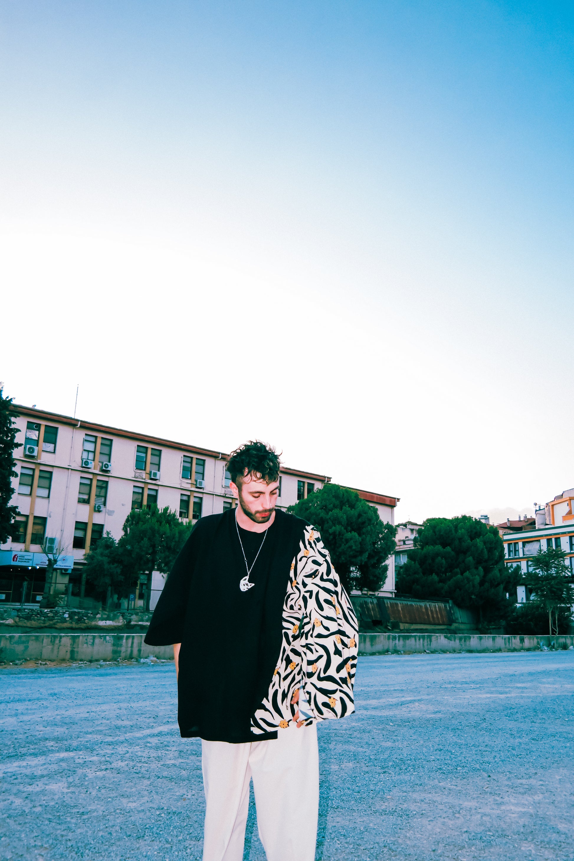 İşlevsel bandana kollu fresh esinti Şile bezi oversize siyah tişört - melongeneCo