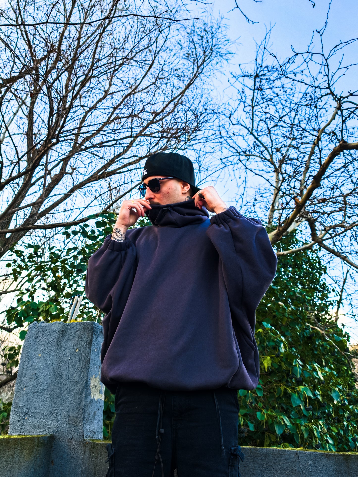 Ninja design antrasit hoodie - melongeneCo