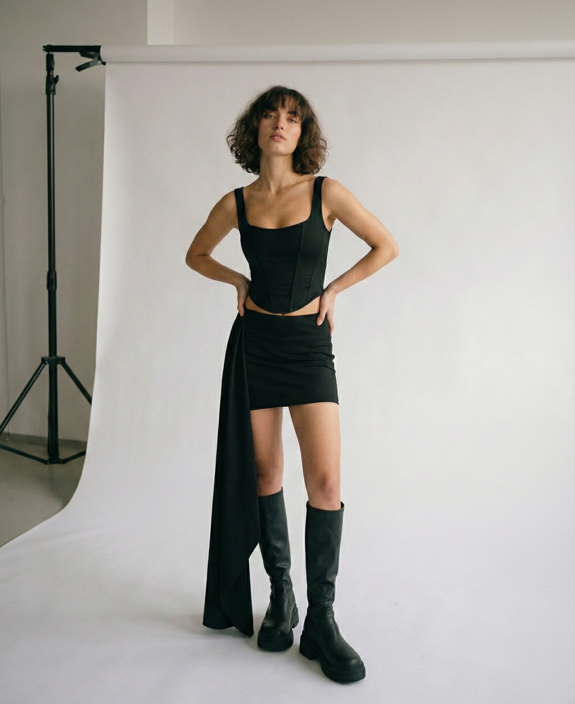 Siyah özel tasarım midi etek - melongeneCo