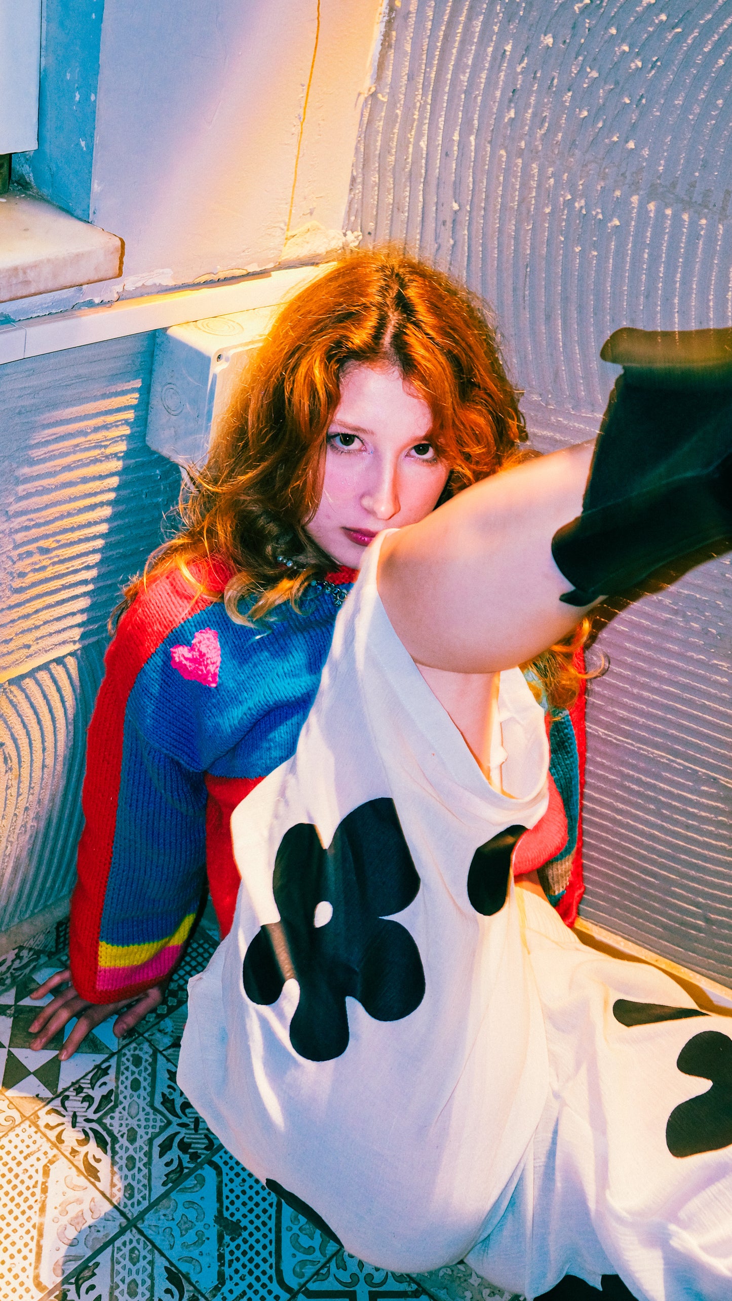 Özel tasarım sun and friends örgü kırmızı mavi sarı kazak - melongeneCo