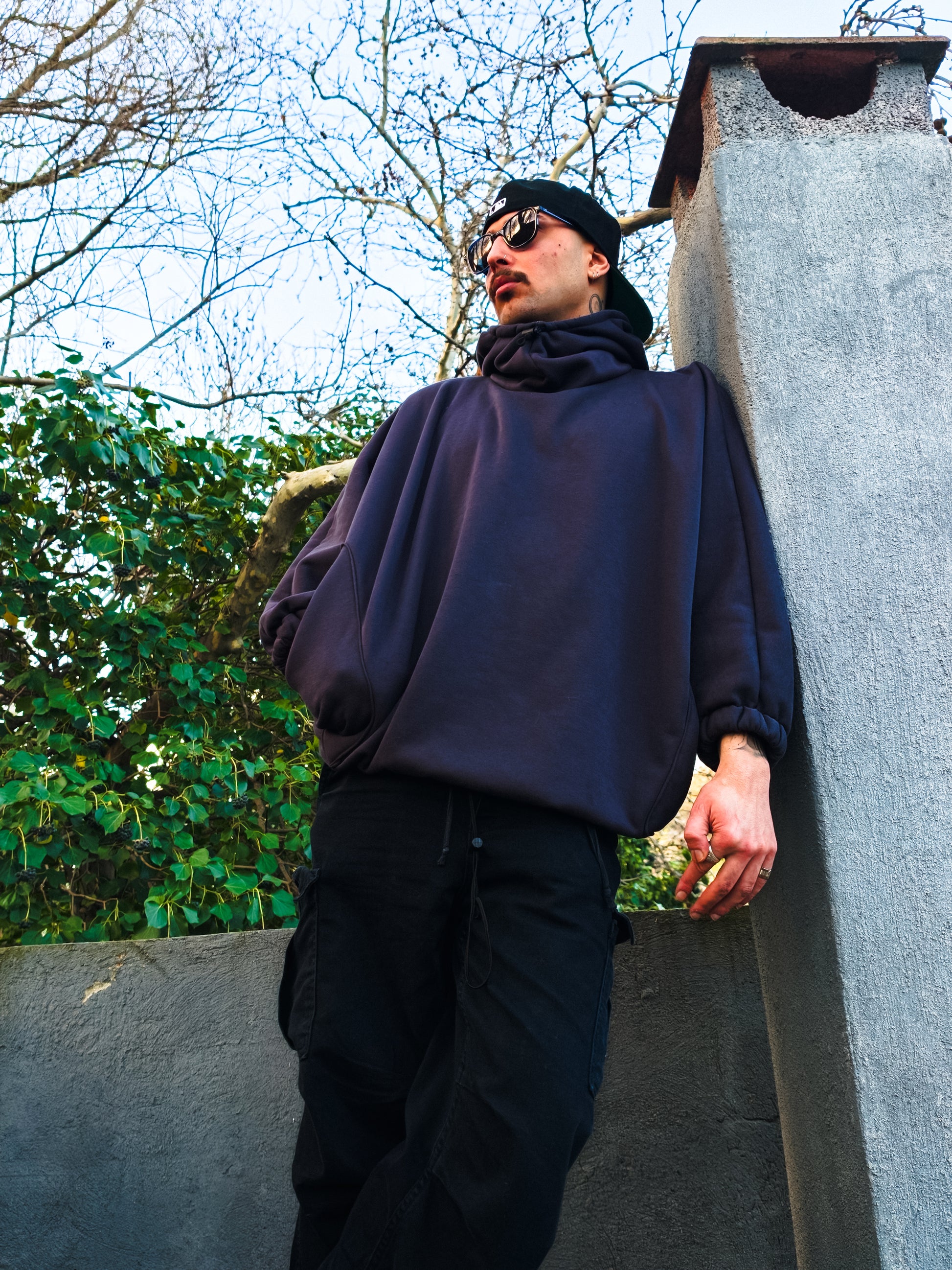 Ninja design antrasit hoodie - melongeneCo