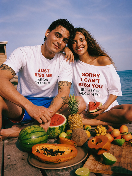 Sorry I can’t kiss you omuzu açık tişört - melongeneCo